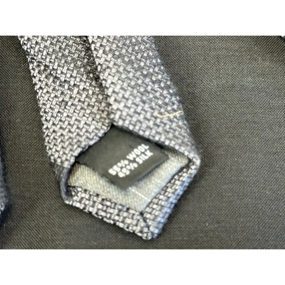 Hickey Freeman Wool and Silk Tie with Diagonal Stripes